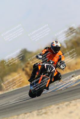 media/Jan-14-2024-SoCal Trackdays (Sun) [[2e55ec21a6]]/Turn 2 (1025am)/